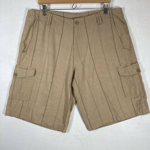 The North Face Other - The North Face Rainier Surplus Cargo Shorts Mens Size 38 Beige Outdoor Camping